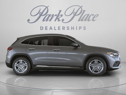 Used 2022 Mercedes-Benz GLA 250 4MATIC image 28