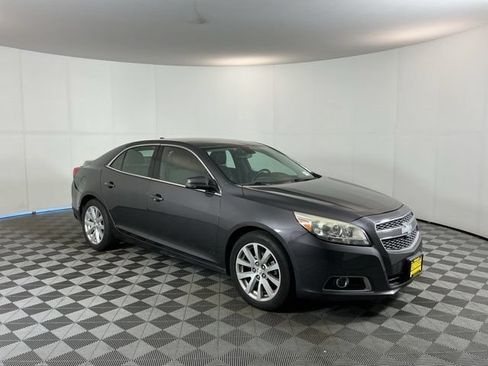 Used 2013 Chevrolet Malibu LT FWD image 3