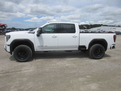 New 2026 GMC Sierra 2500 AT4 AWD/4WD image 10