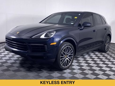 Used 2021 Porsche Cayenne AWD/4WD image 19