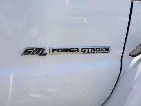 Used 2016 Ford F650 2WD Crew Cab Super Duty image 44