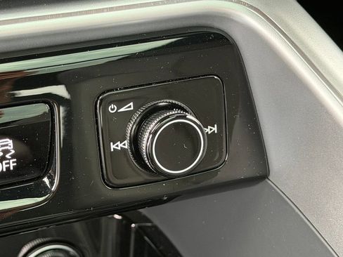 Certified 2025 Audi Q5 Prestige AWD/4WD image 35