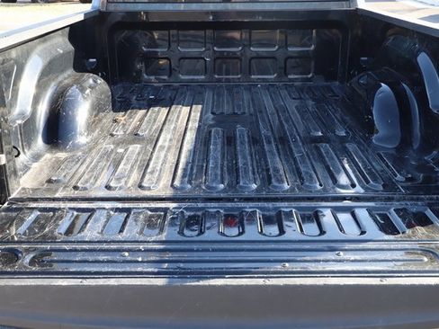 Used 2024 RAM 1500 Classic SLT image 8