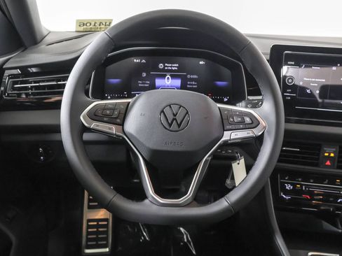 Used 2026 Volkswagen Jetta Sport FWD image 24