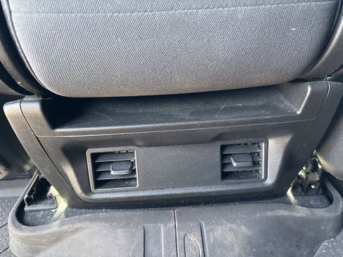 Used 2022 Chevrolet Silverado 1500 Custom w/ Safety Confidence Package AWD/4WD image 6