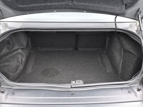 Used 2019 Dodge Challenger R/T Scat Pack w/ Shaker Package image 32