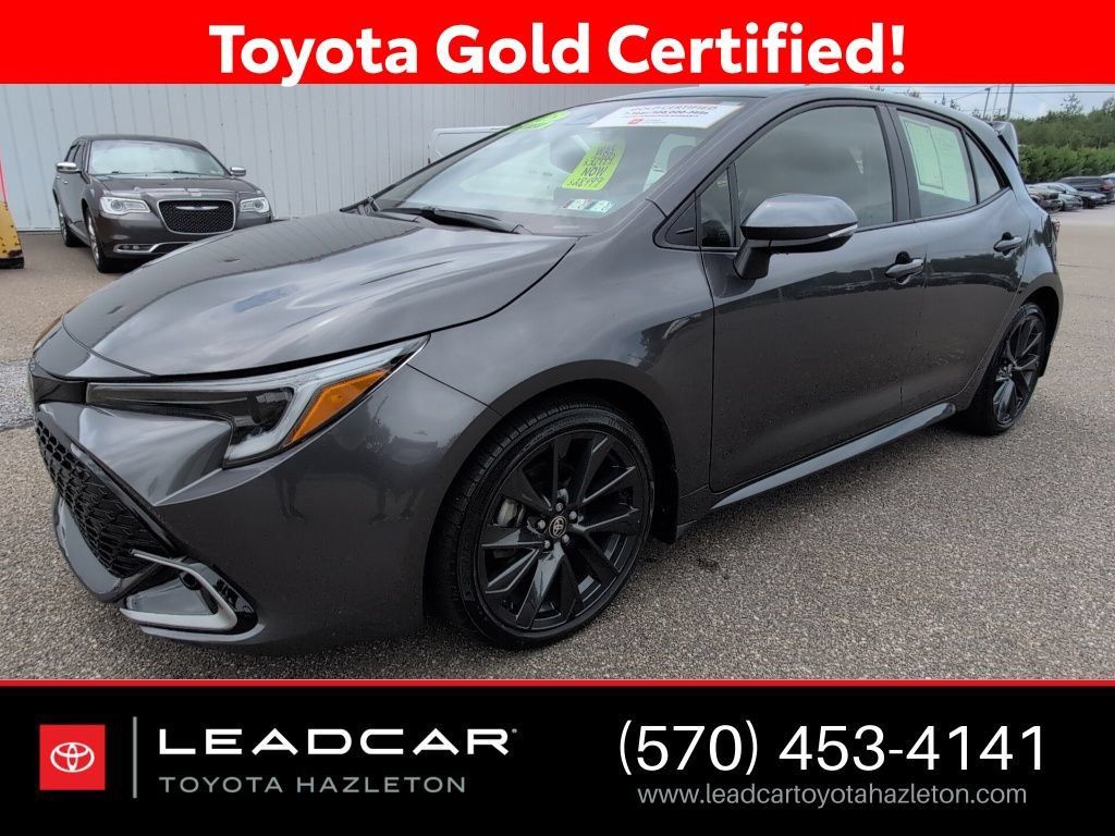 Certified 2025 Toyota Corolla XSE FWD image 1