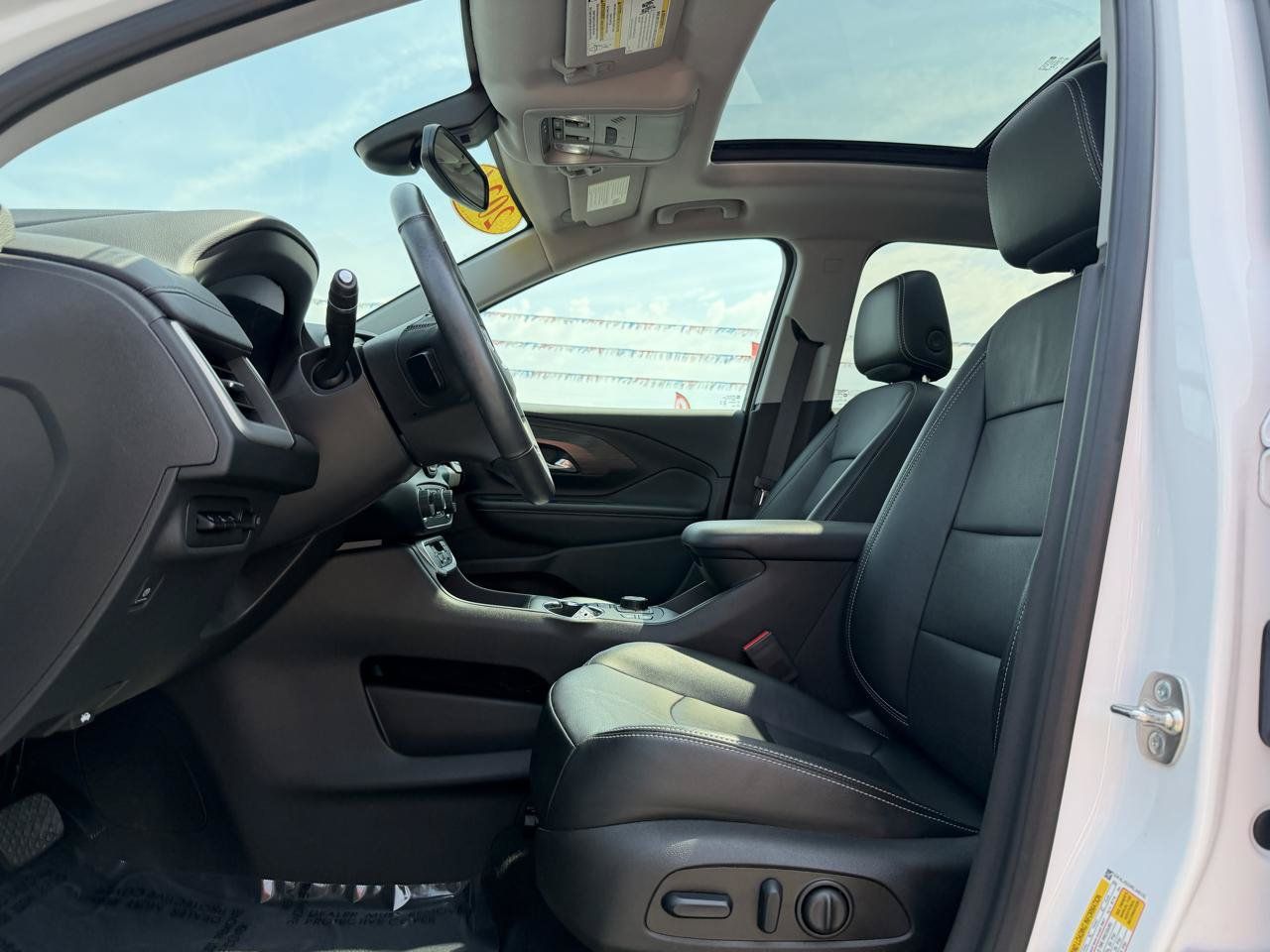 Used 2024 GMC Terrain SLT w/ Tech Package AWD/4WD image 15