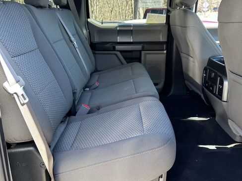 Used 2017 Ford F250 XLT w/ XLT Premium Package image 21