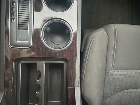 Used 2017 Chevrolet Traverse LT image 20