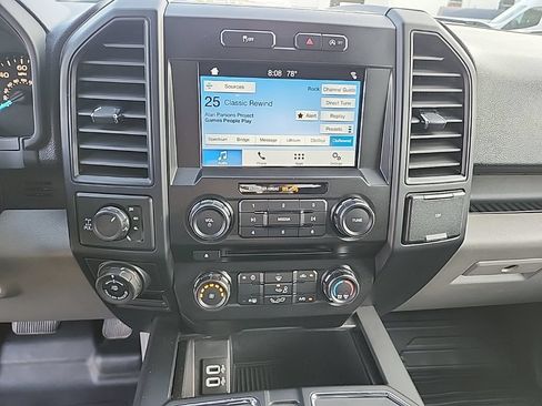 Used 2018 Ford F150 XL w/ Equipment Group 101A Mid AWD/4WD image 19