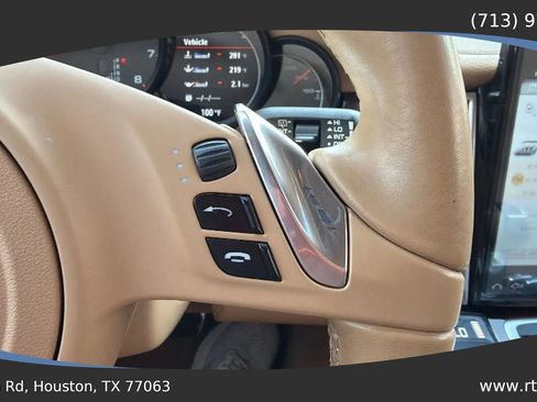 Used 2012 Porsche Panamera 4 image 47