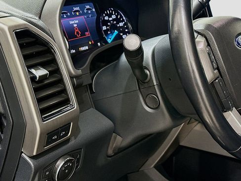 Used 2022 Ford F250 Platinum w/ FX4 Off-Road Package AWD/4WD image 10