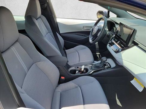 Used 2026 Toyota Corolla SE FWD image 12