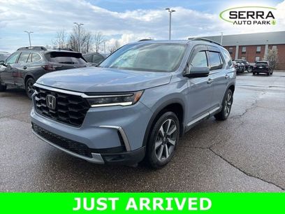 Used 2025 Honda Pilot Touring