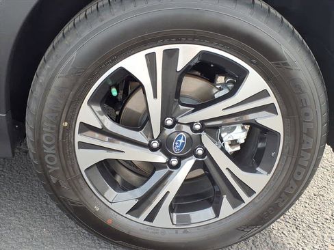 Used 2025 Subaru Crosstrek 2.0i Premium w/ Convenience Package #2 image 12