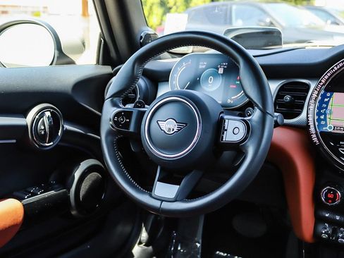 Used 2024 MINI Cooper S FWD image 31