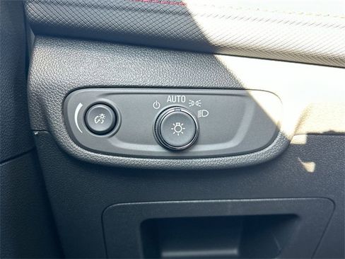 New 2026 Chevrolet TrailBlazer RS w/ Convenience Package image 17