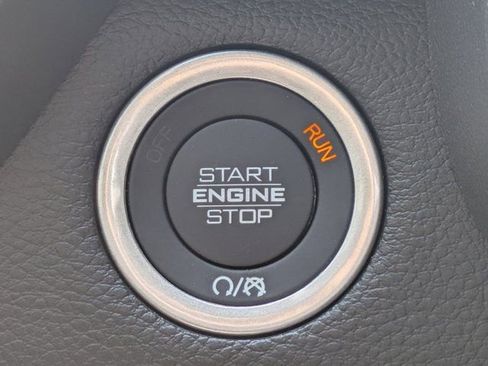 New 2026 RAM 1500 4x4 Crew Cab image 24