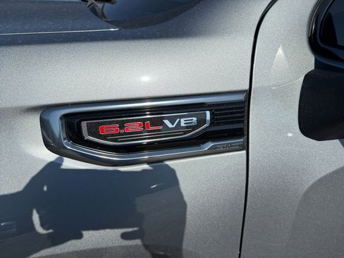 New 2026 GMC Sierra 1500 AT4 w/ AT4 Premium Package AWD/4WD image 9