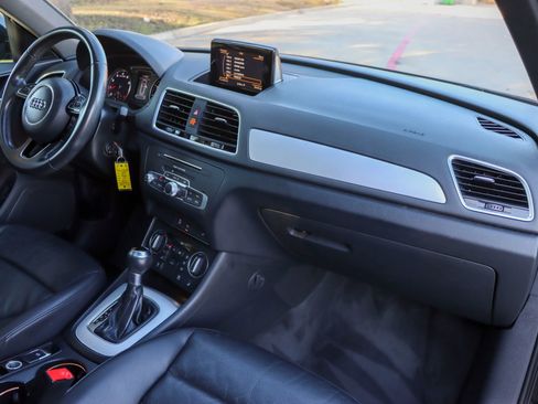 Used 2018 Audi Q3 2.0T Premium image 21