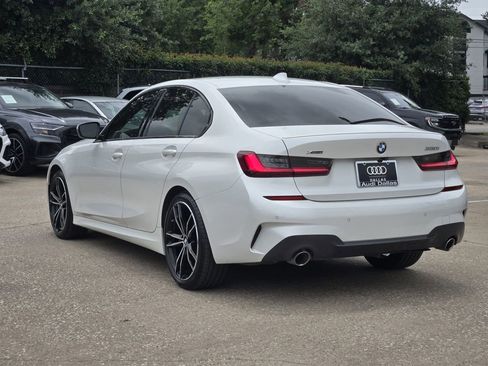 Used 2022 BMW 330i xDrive Sedan w/ M Sport Package AWD/4WD image 11
