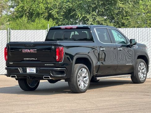 Used 2025 GMC Sierra 1500 Denali w/ Denali Reserve Package AWD/4WD image 4