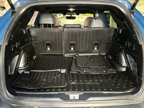 Used 2022 Subaru Outback Wilderness image 6