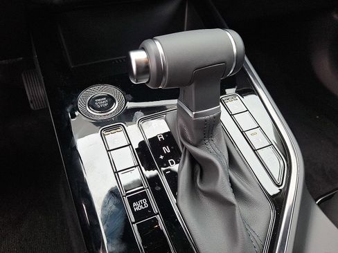 New 2025 Kia Niro EX image 9