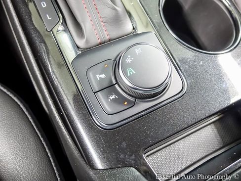 Certified 2025 Chevrolet Blazer RS image 18