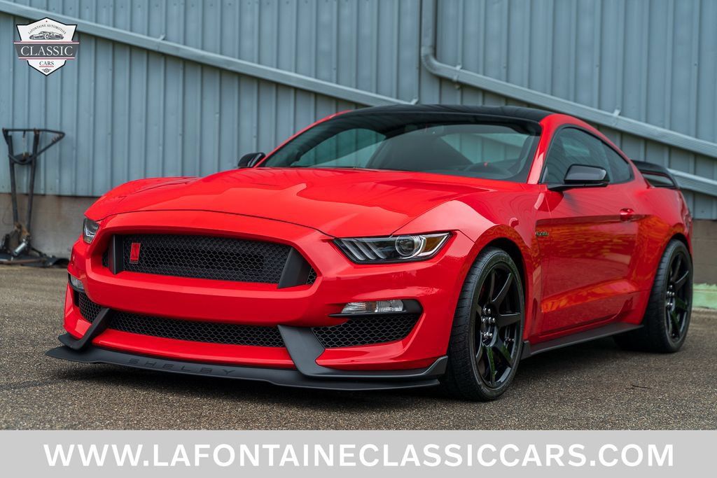 Used 2017 Ford Mustang Shelby GT350R w/ GT350R Equipment Group 920A RWD image 11