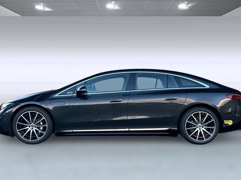 Certified 2022 Mercedes-Benz EQS 580 4MATIC Sedan image 2