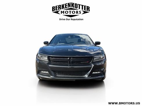 Used 2015 Dodge Charger SXT w/ AWD Plus Group image 8