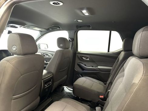 Certified 2023 Chevrolet Traverse LT FWD image 13