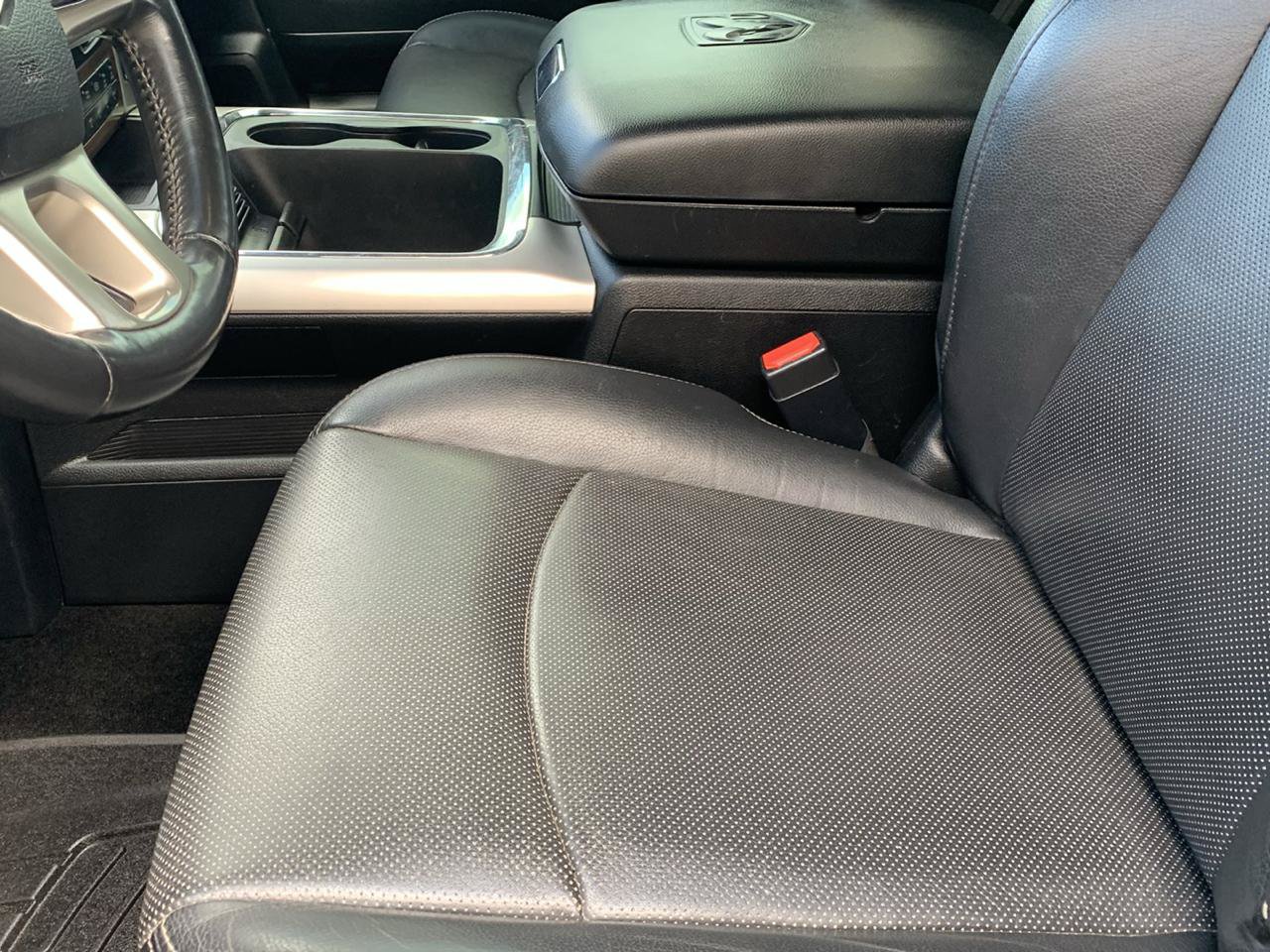 Used 2017 RAM 3500 Laramie AWD/4WD image 28