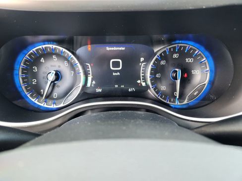 New 2026 Chrysler Pacifica Select AWD/4WD image 15