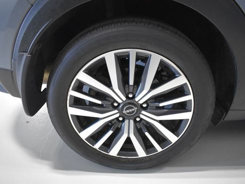 Certified 2023 Nissan Kicks SV FWD image 10