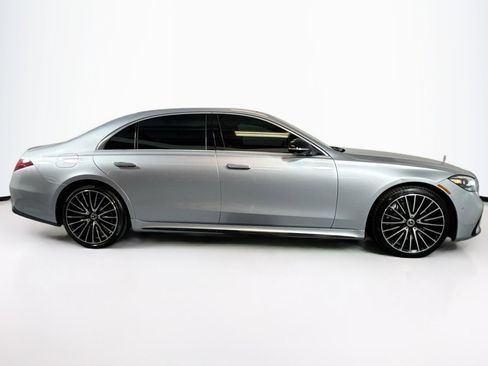 Used 2022 Mercedes-Benz S 580 4MATIC Sedan image 4