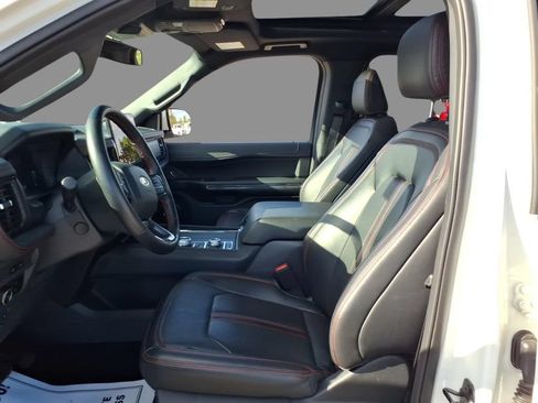 Used 2024 Ford Expedition Limited AWD/4WD image 20
