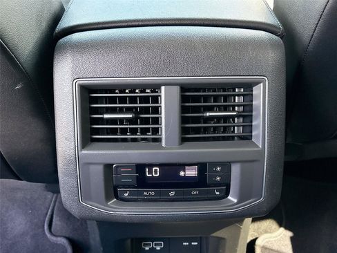 Used 2019 Volkswagen Atlas SEL Premium AWD/4WD image 27
