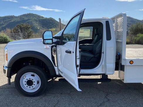 Used 2024 Ford F450 XL w/ XL Chrome Package image 27