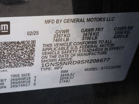 Used 2025 Chevrolet Tahoe LT RWD image 37