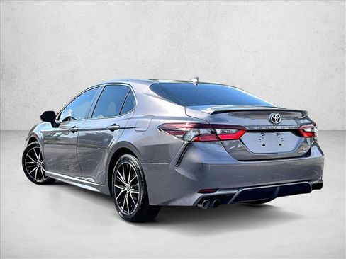 Used 2024 Toyota Camry SE FWD image 13