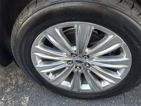 Certified 2021 Ford Explorer Limited w/ Hybrid Equipment Group 310A image 6