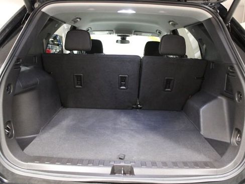 Used 2024 Chevrolet Equinox LT image 12