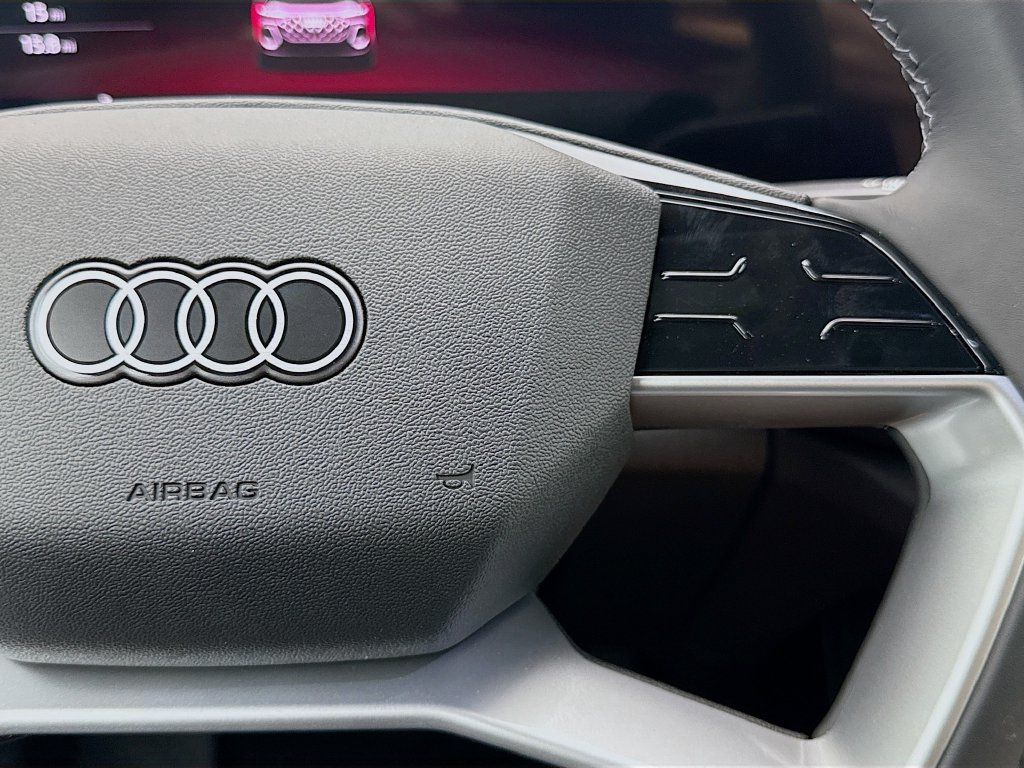 Used 2025 Audi Q5 Premium Plus w/ Premium Plus AWD/4WD image 12