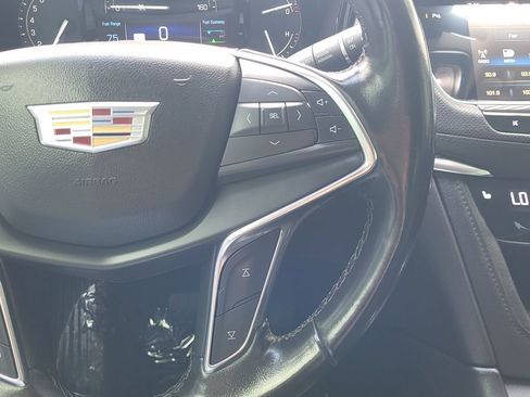 Used 2019 Cadillac XT5 Luxury AWD/4WD image 24
