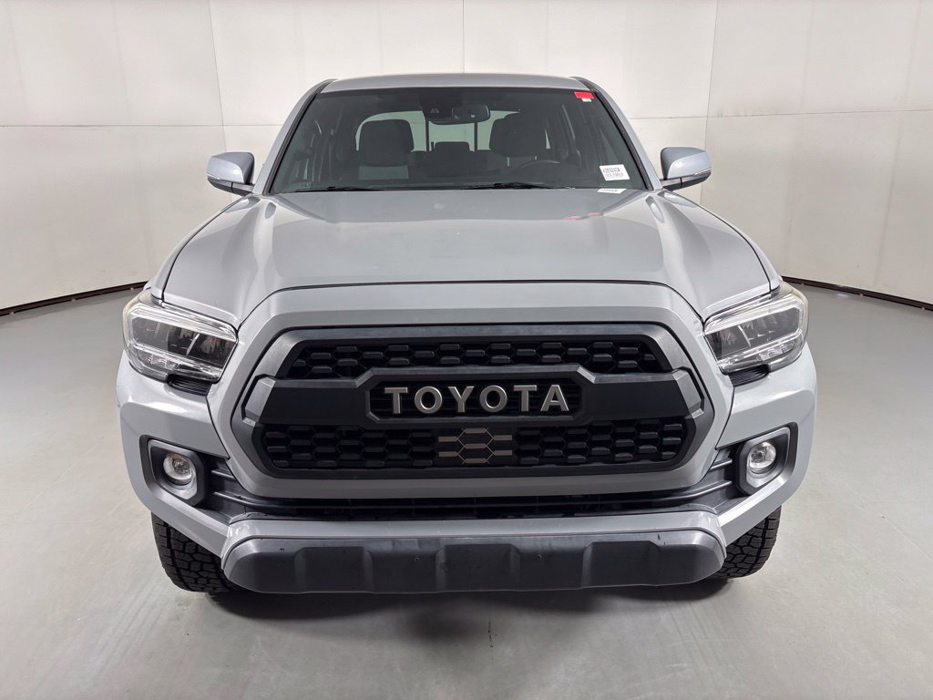 Used 2020 Toyota Tacoma TRD Off-Road w/ Technology Package AWD/4WD image 3