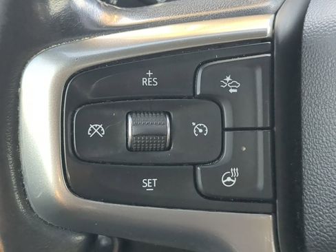 Used 2022 Chevrolet Silverado 1500 LT w/ Convenience Package II image 25