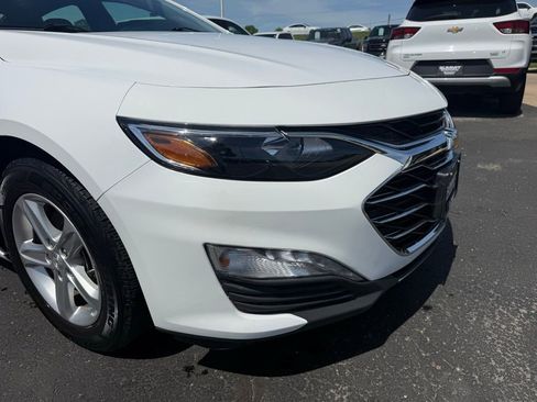 Used 2023 Chevrolet Malibu LT FWD image 25